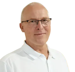 Herr Dr. med. Christian Pilkahn in der Orthopädie des MVZ der Werner Wicker Klinik Herr Dr. med. Christian Pilkahn in der Orthopädie des MVZ der Werner Wicker Klinik