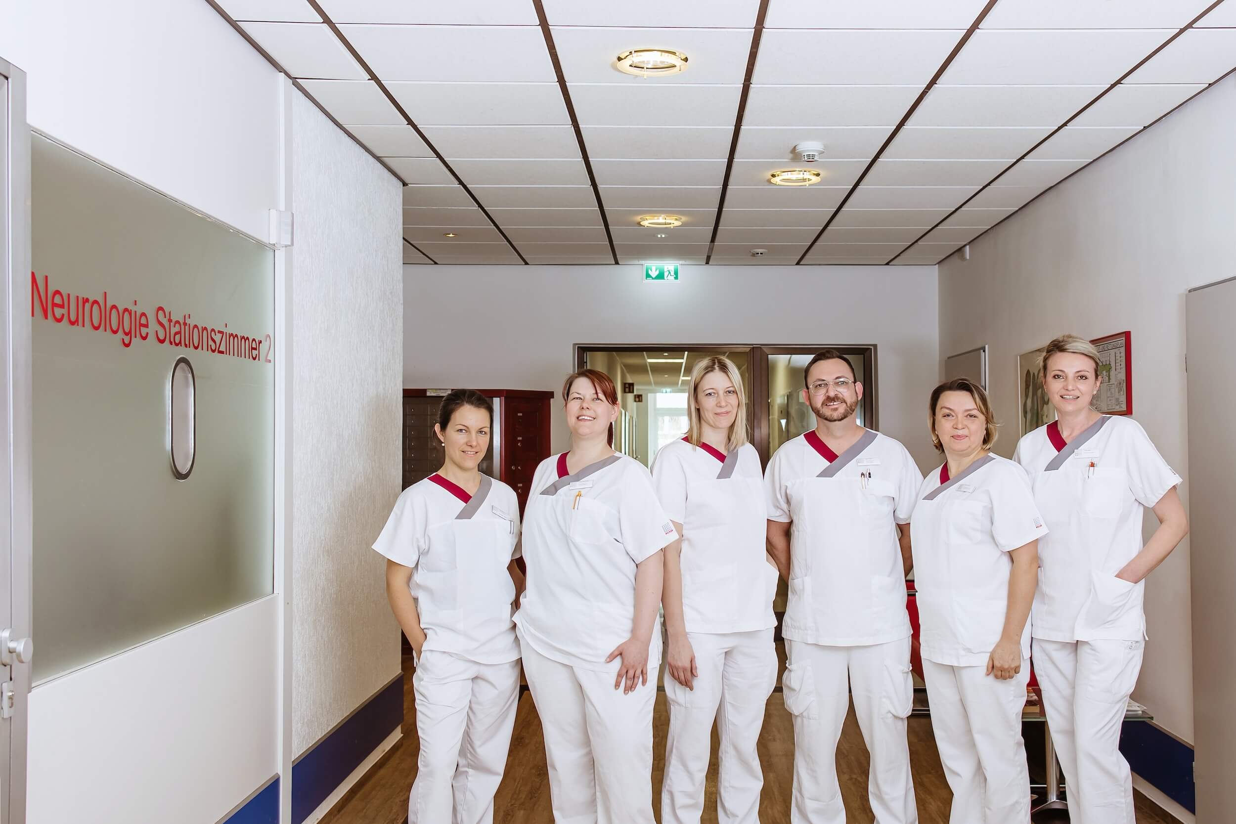 Sechs Personen des Pflegeteams der Wicker Klinik Bad Wildungen