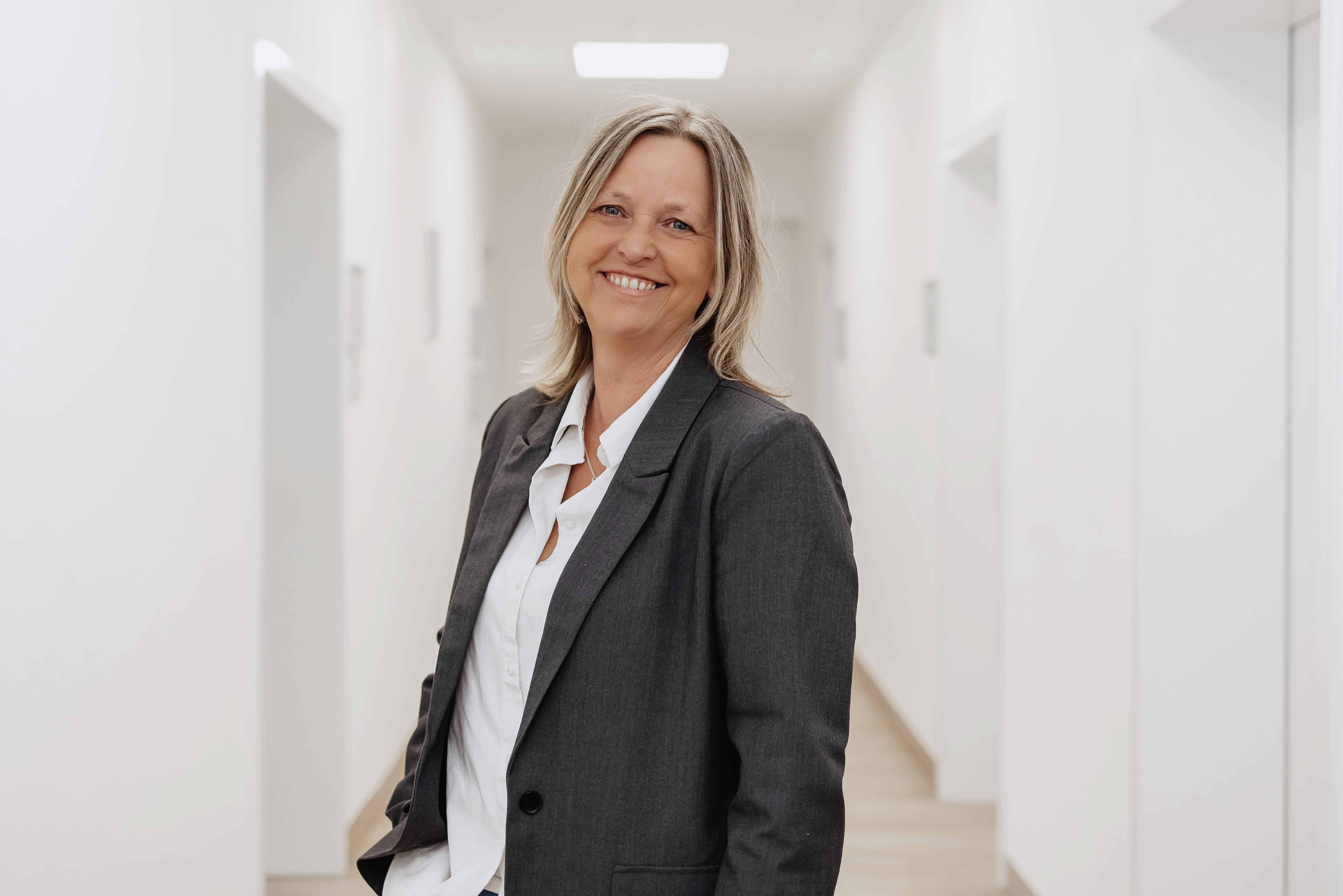 Sandra Bäckmann, Sekretärin der kaufmännnischen Leitung an der Klinik Hoher Meißner in Bad Sooden-Allendorf