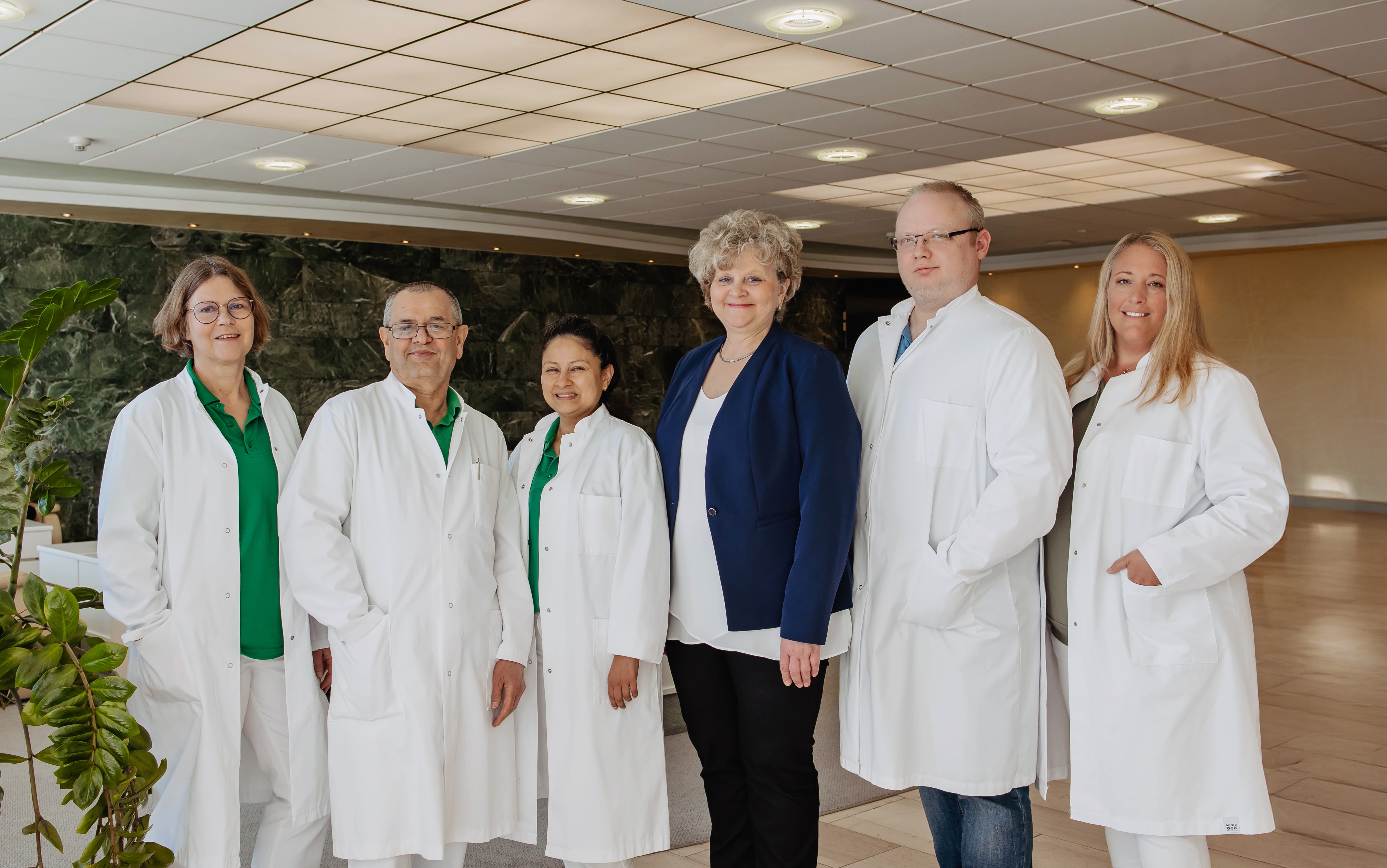Gruppenfoto der Abteilung Onkologie der Sonnenbergklinik in Bad Sooden-Allendorf