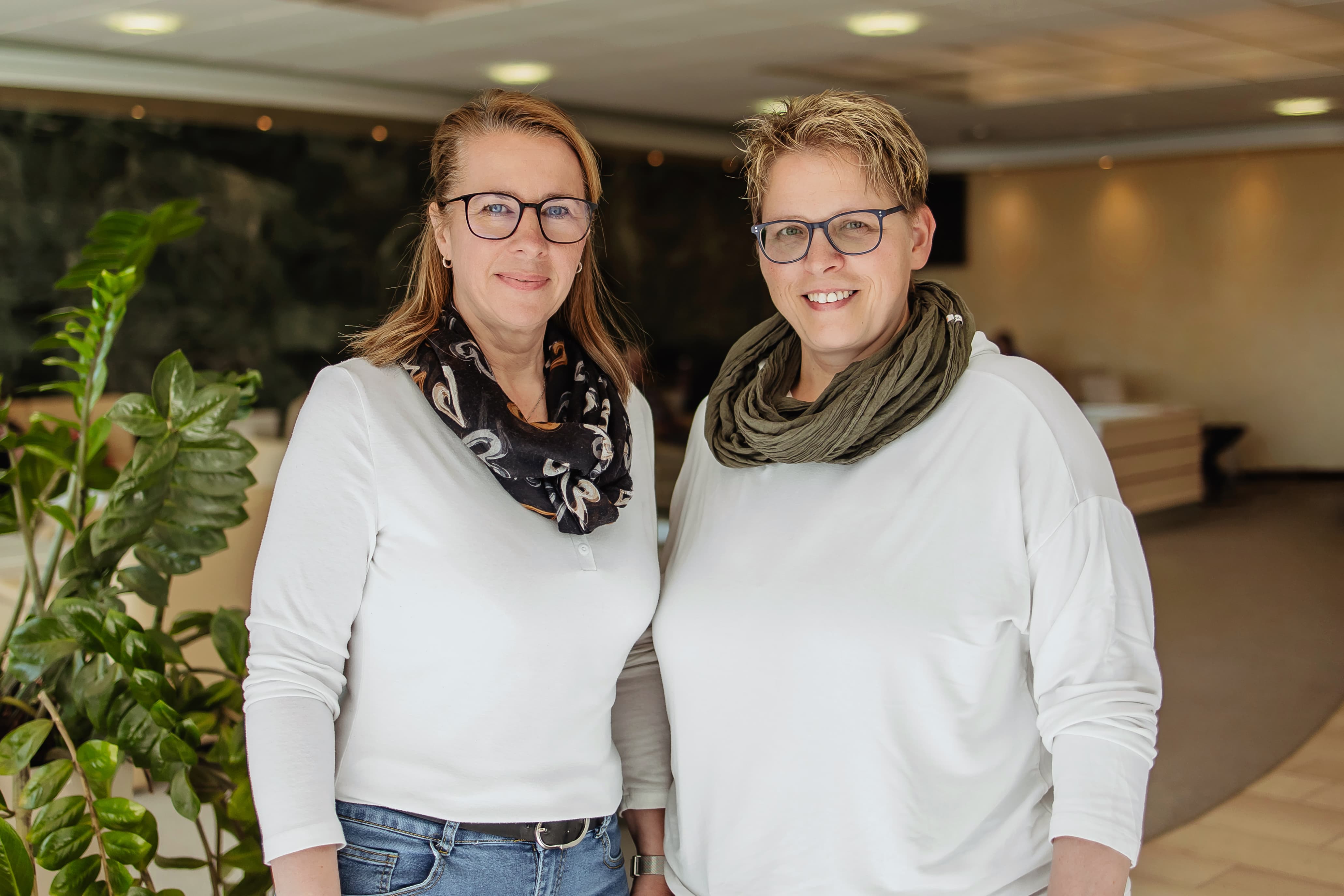 Kolleginnen aus dem Aufnahmebüro der Sonnenbergklinik in Bad Sooden-Allendorf