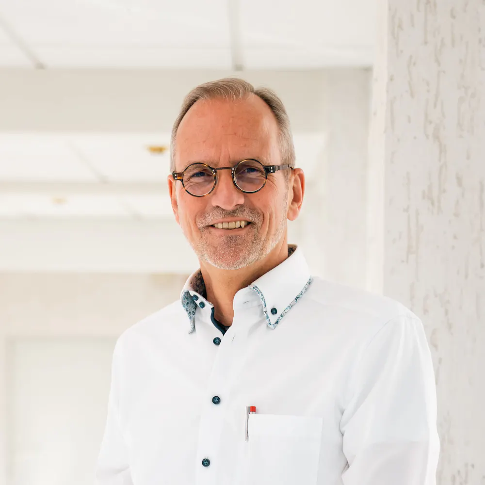 Dr. med. Thomas Kröner als Chefarzt der Orthopädie in der Wicker Klinik STH