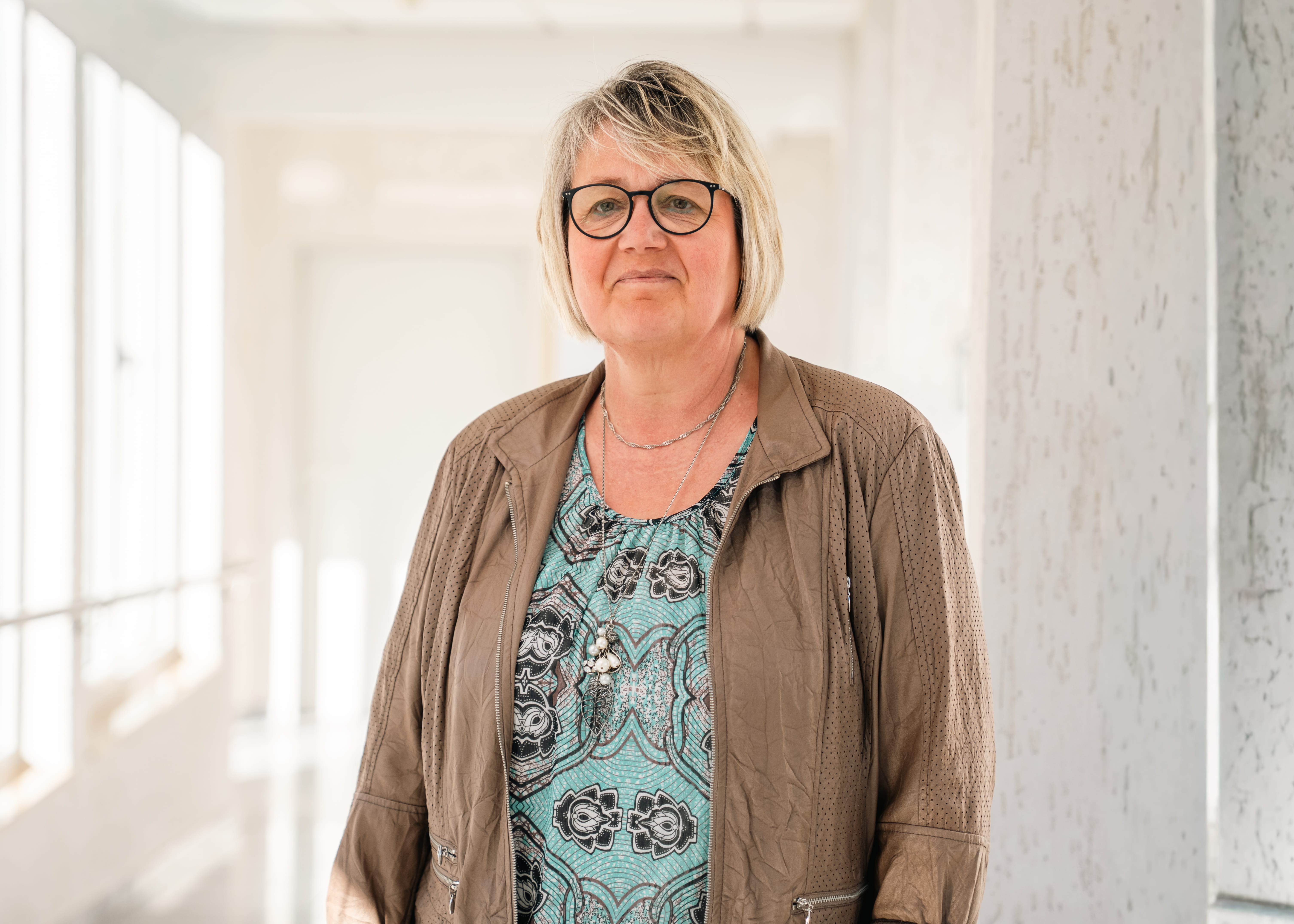 Sigrid Koch im Chefarztsekretariat der Neurologie in der Wicker Klinik