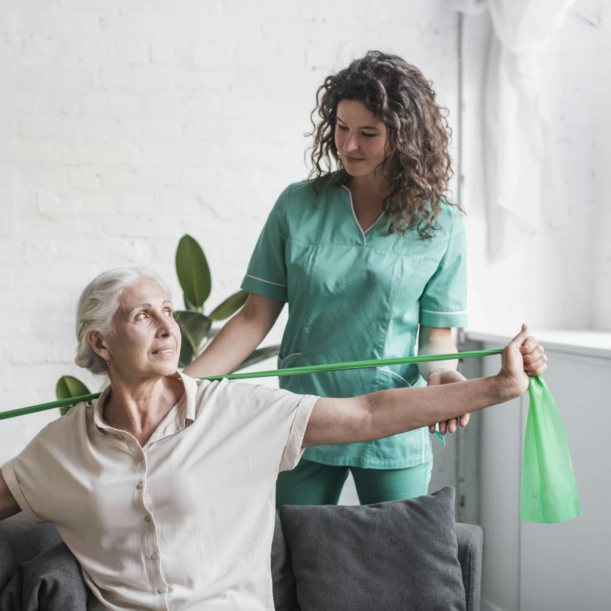 Patientin bei der onkologischen Physiotherapie
