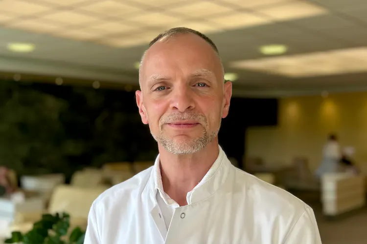 Volker Halbfaß Chefarzt für Onkologie Sonnenberg-Klinik Volker Halbfaß Chefarzt für Onkologie Sonnenberg-Klinik