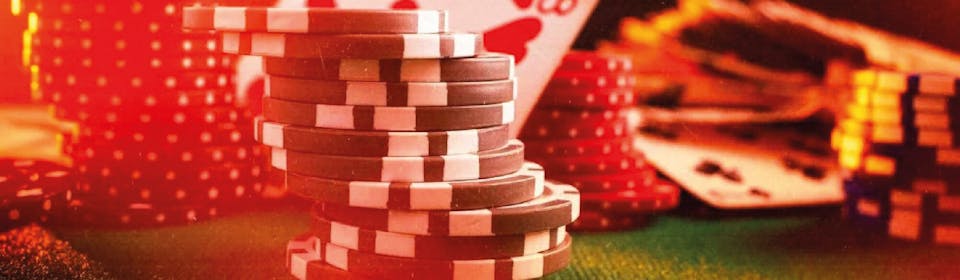 Que diferencia el Poker del Omaha