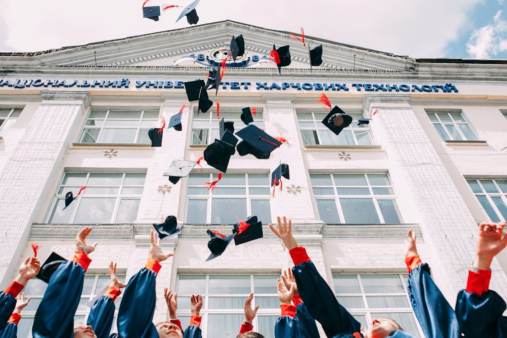 South Atlanta High School Gets $50,000 for Making a Difference Scholarship