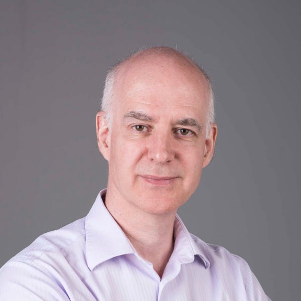 Headshot of Bob