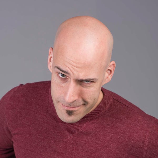 Alternate headshot of Darren