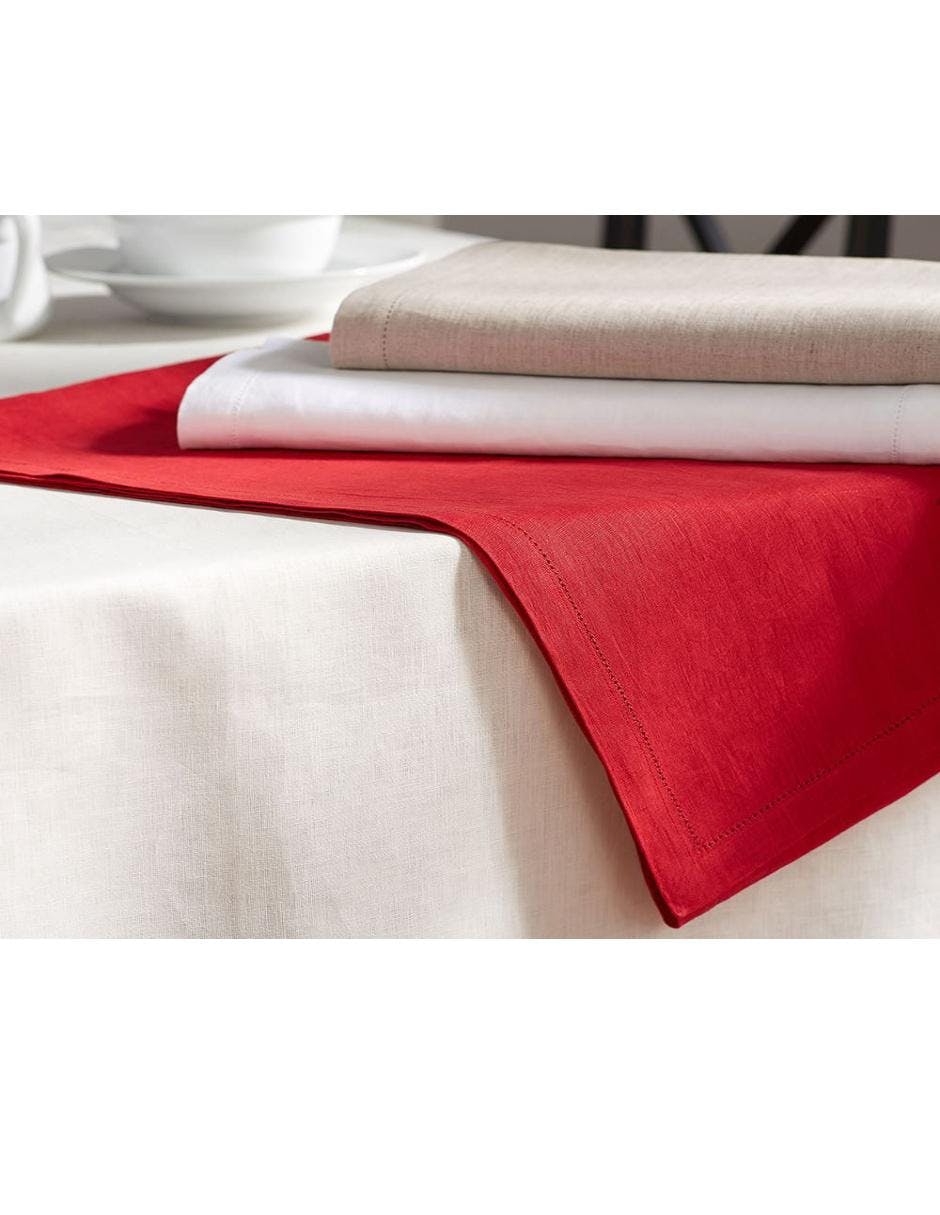 Classic Linen Table Cloth