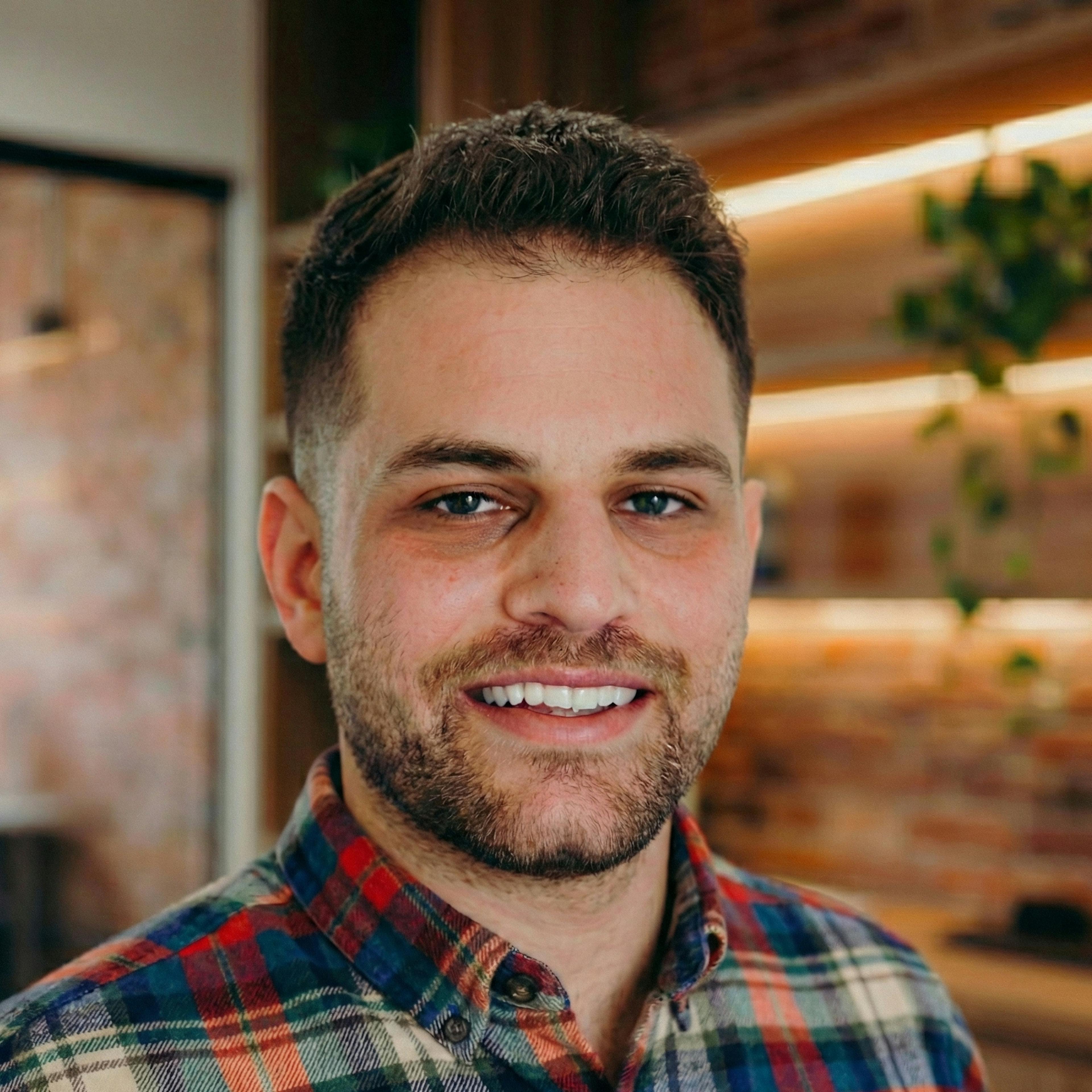 Benjamin Siegal Headshot