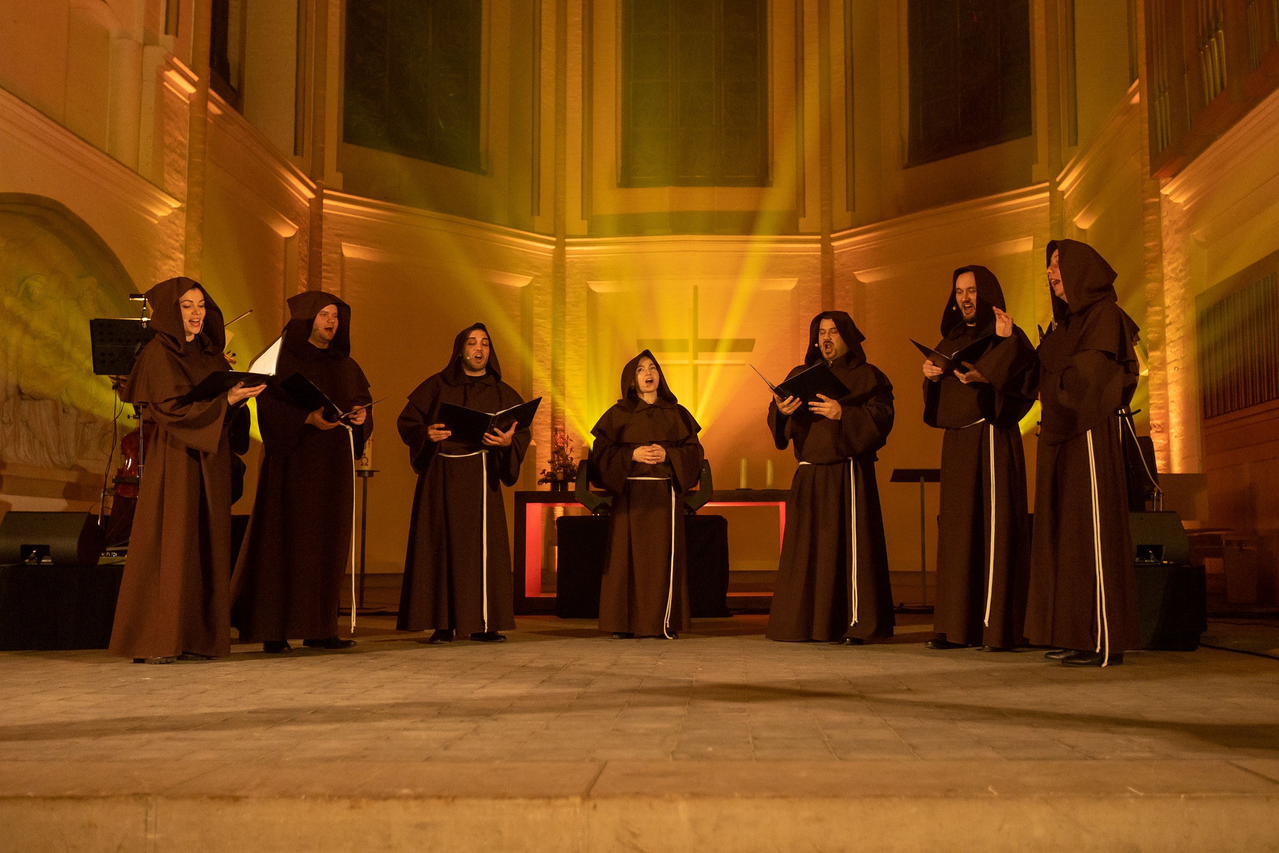 gregorian GRACE live - 10
