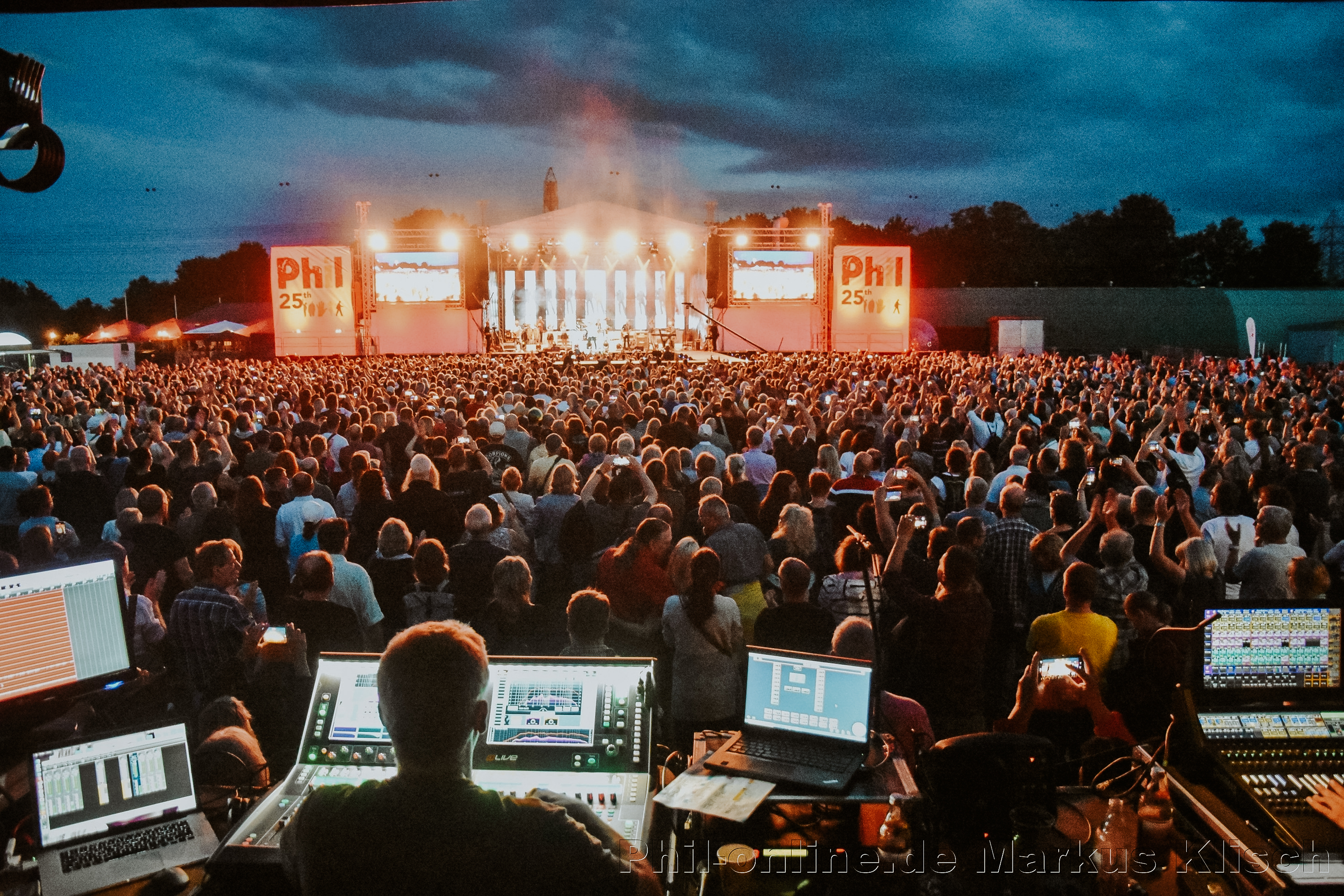 Phil Open Air