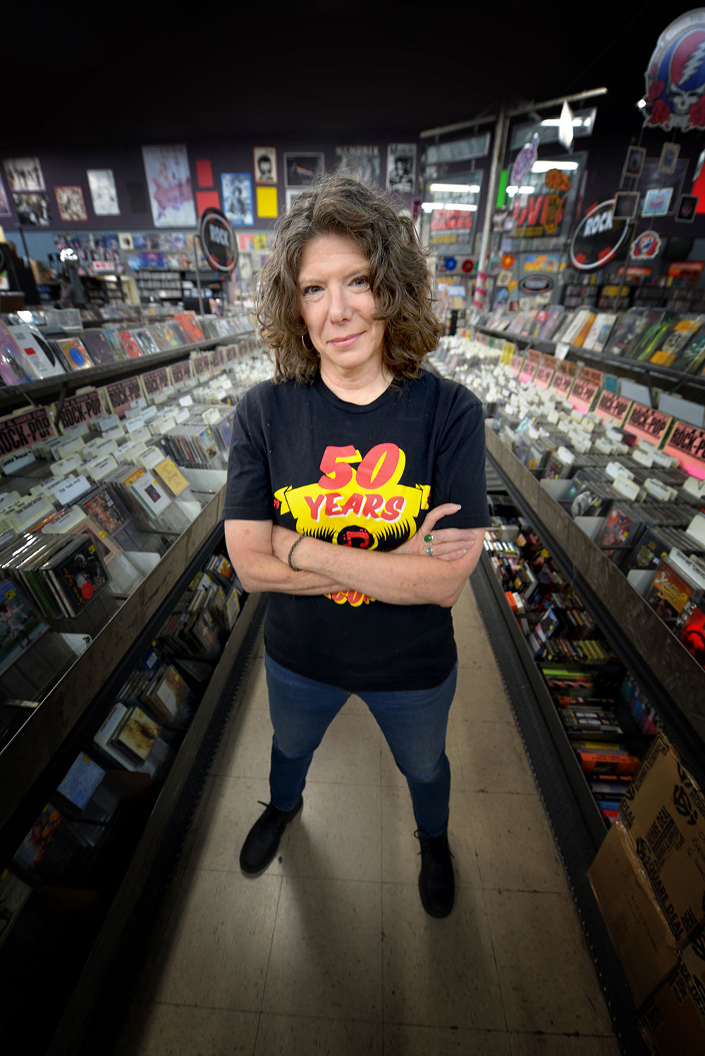 STREET Life 　ストリート・ライフ　　ペインティング　オイルインク　紙 Paige Brodsky | Store Manager, Streetlight Records