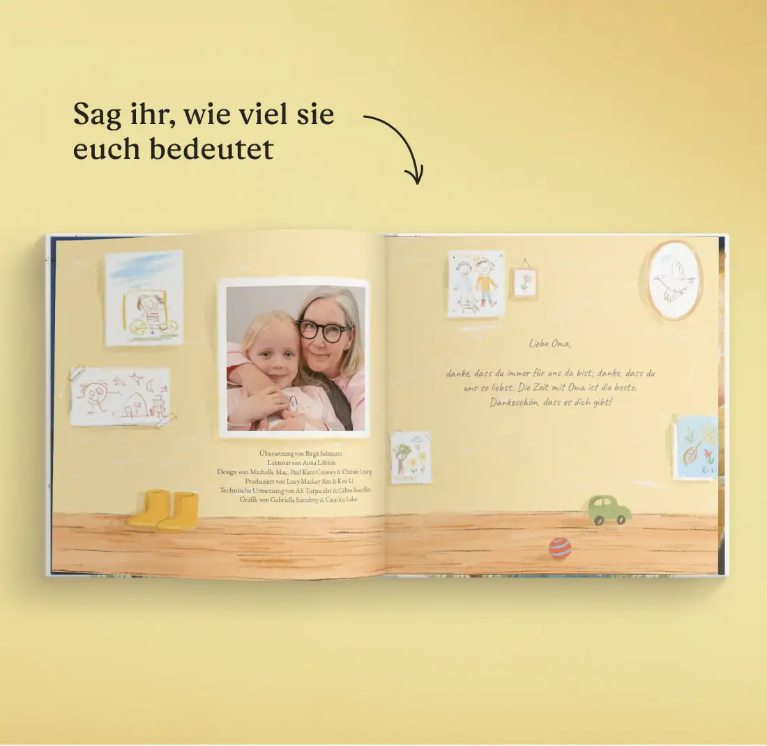 Eine aufgeschlagene Seite mit Foto des personalisierten Buches