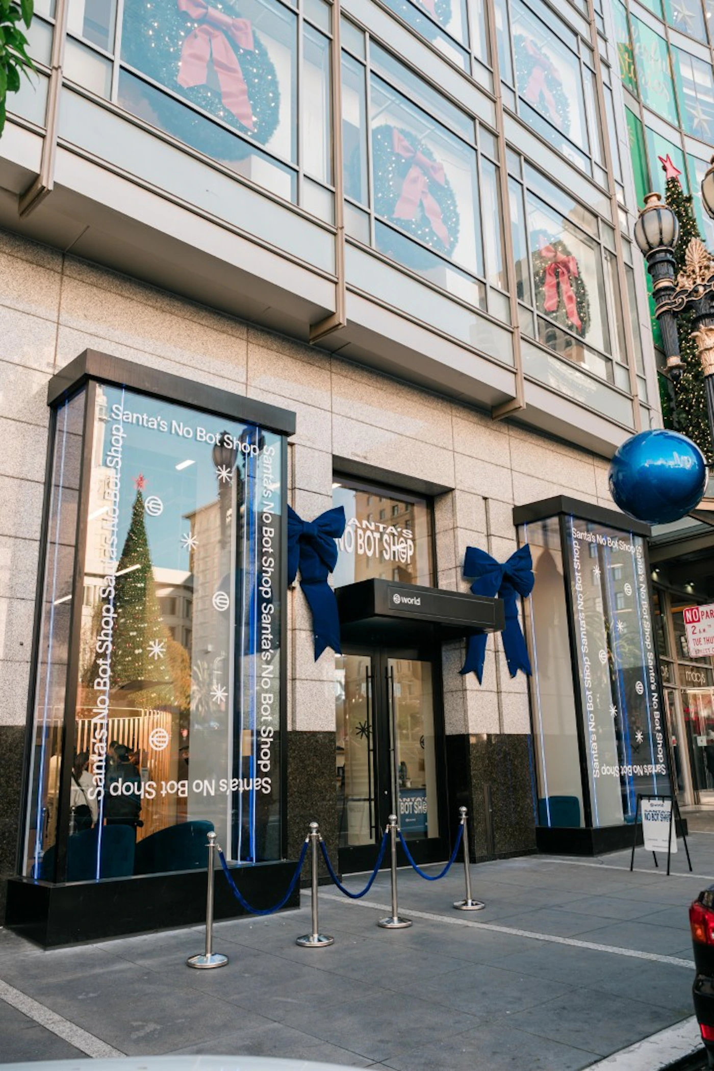 World Santa's No Bot Shop in San Francisco
