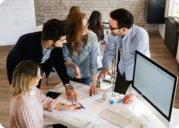 karyawan dalam rapat