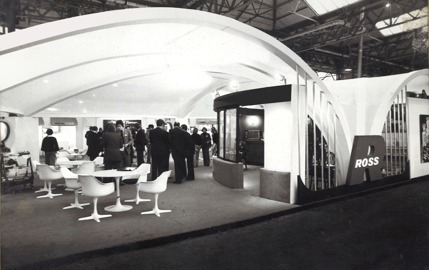 You can write a caption for images that would look like this