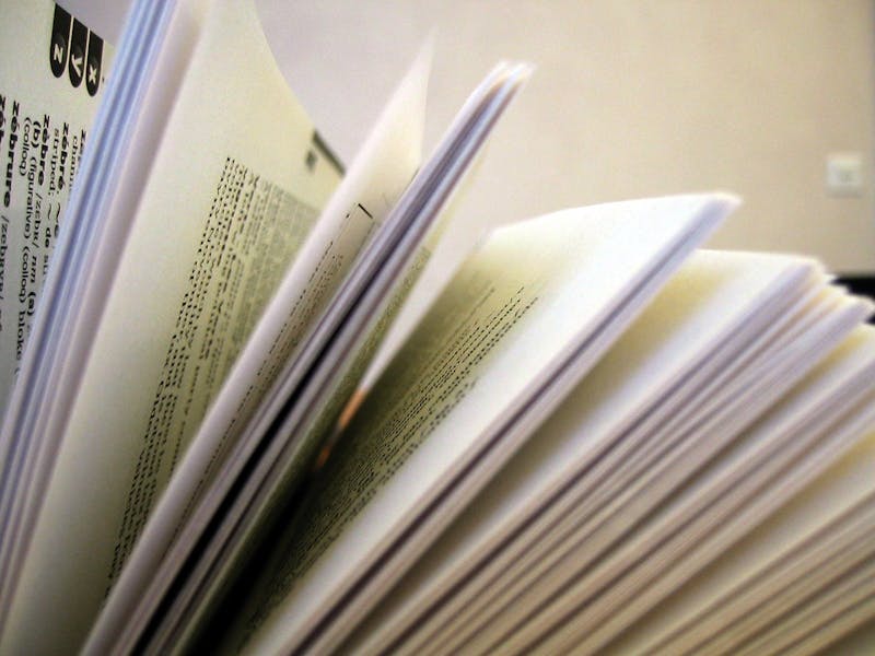 9 reasons why print dictionaries are better than online