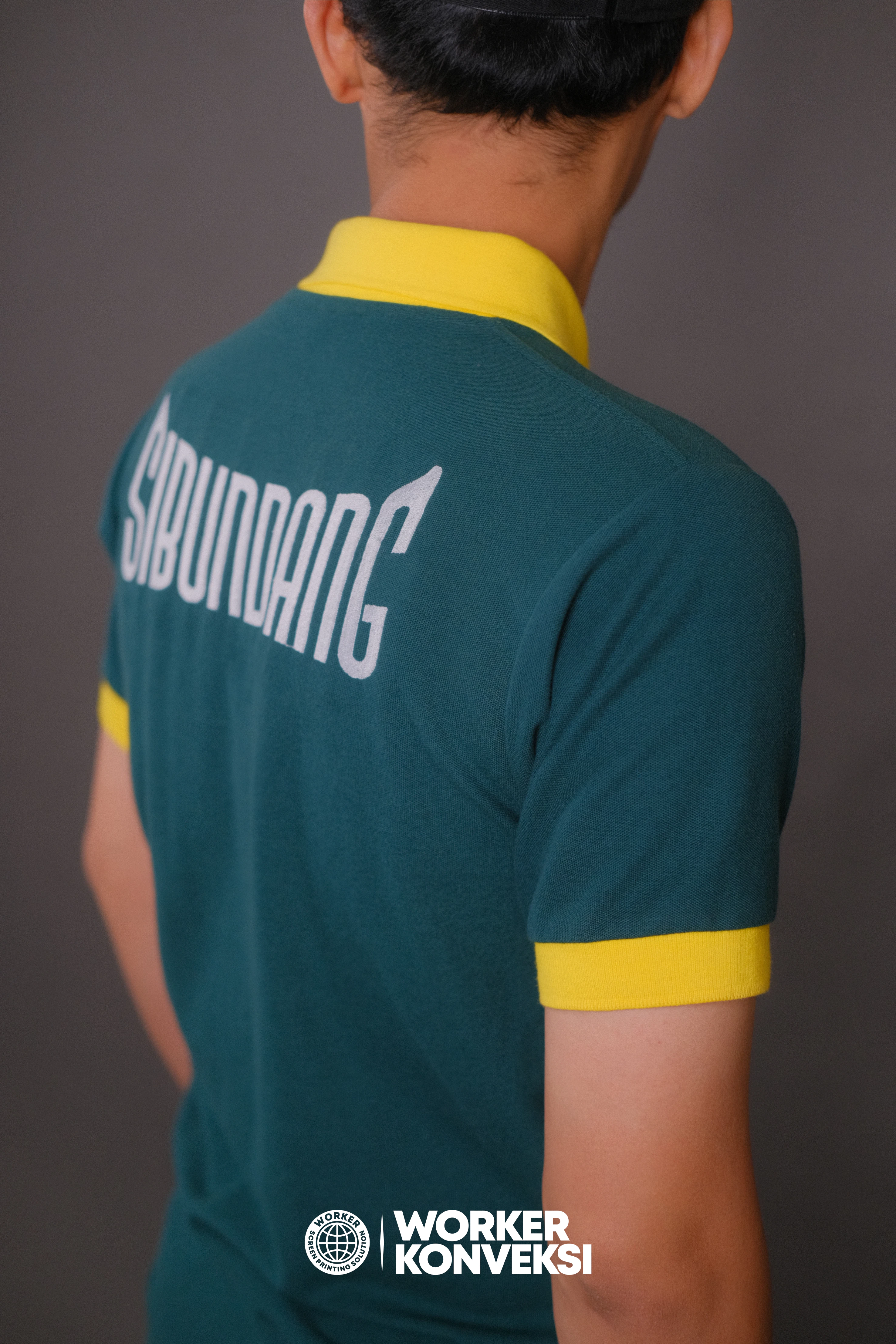 Polo shirt bordir produksi 2026 — foto 3