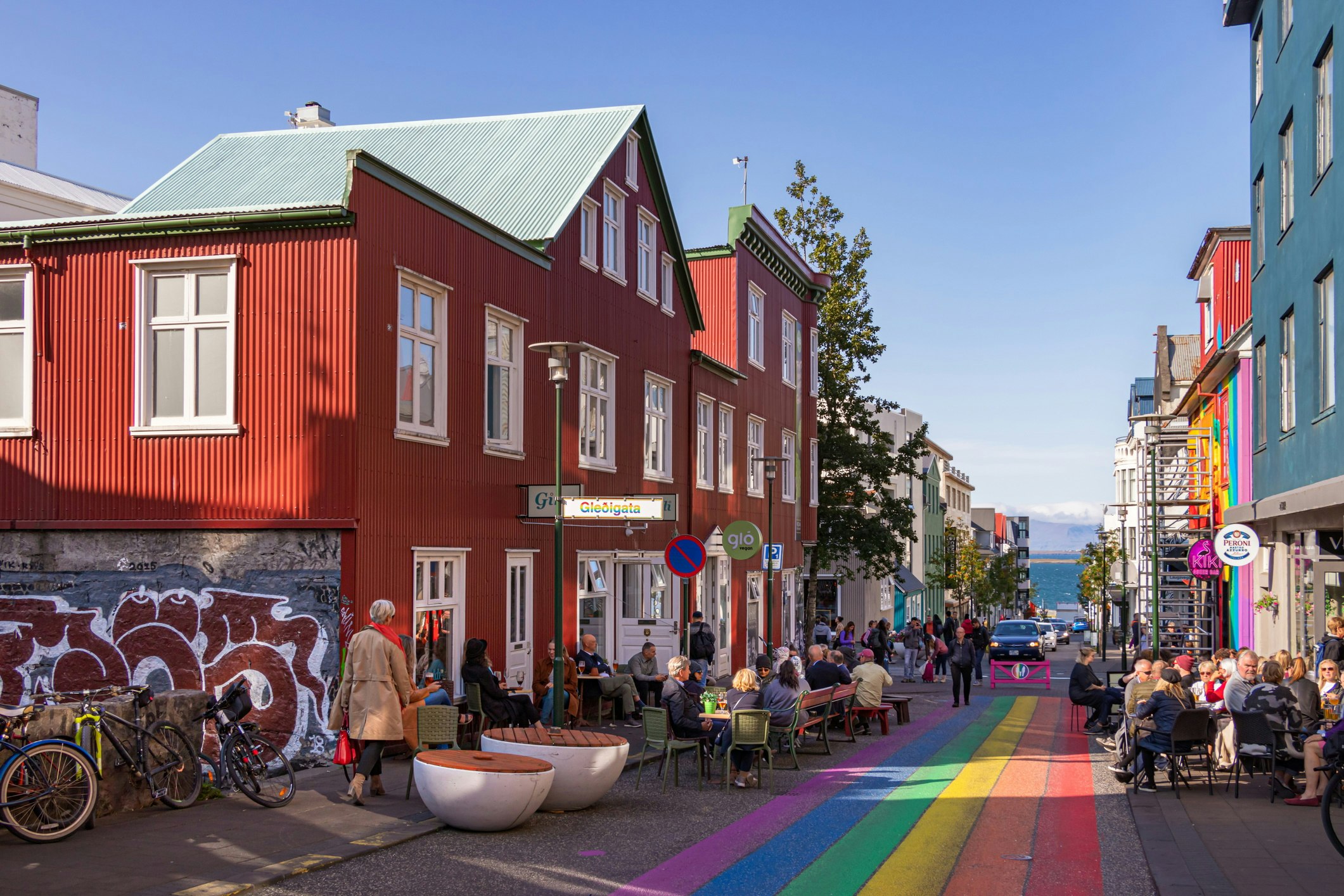 Work in Iceland daycare and schooling