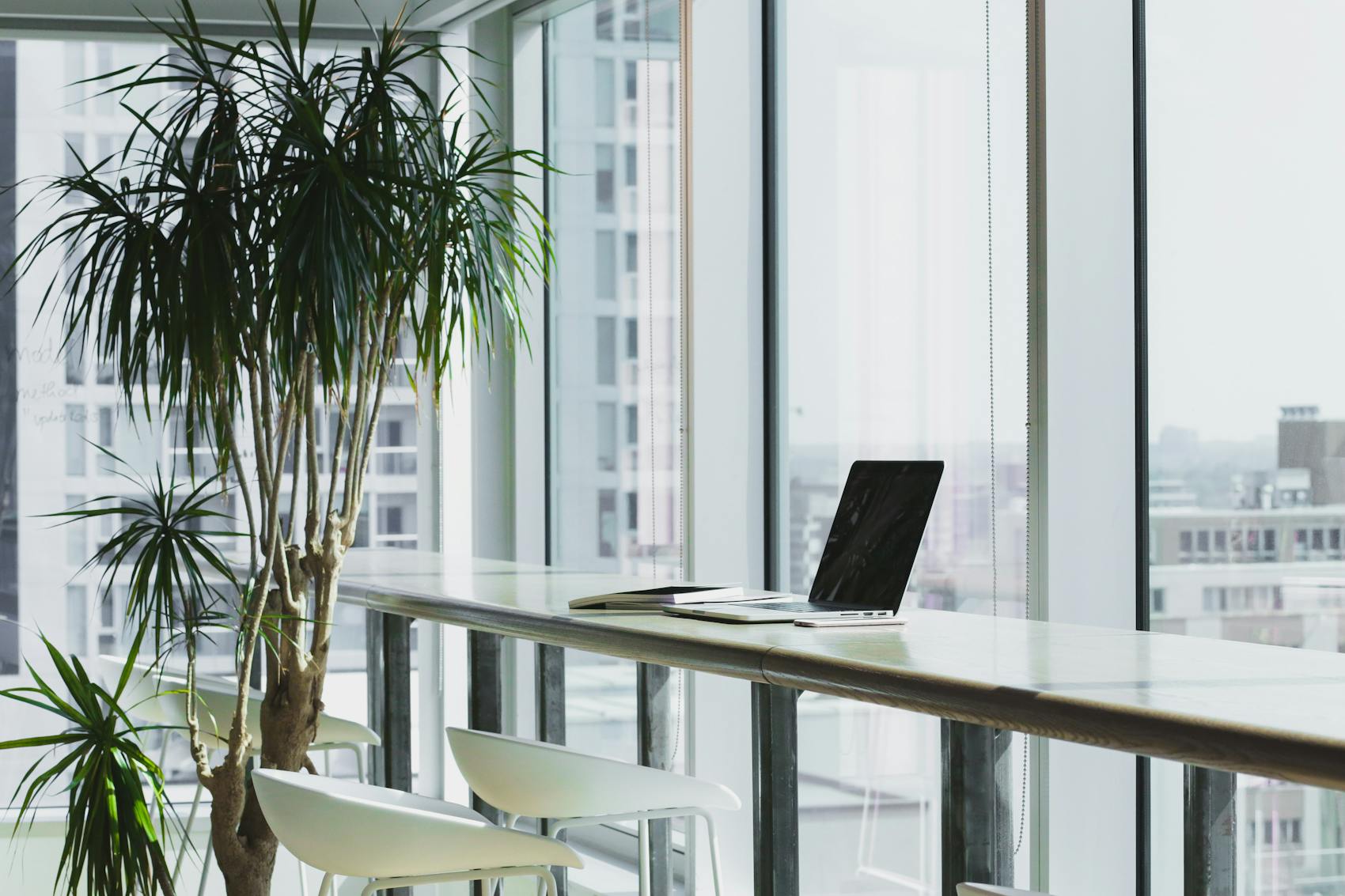 4 Ways to Make Your Coworking Space Stand Out