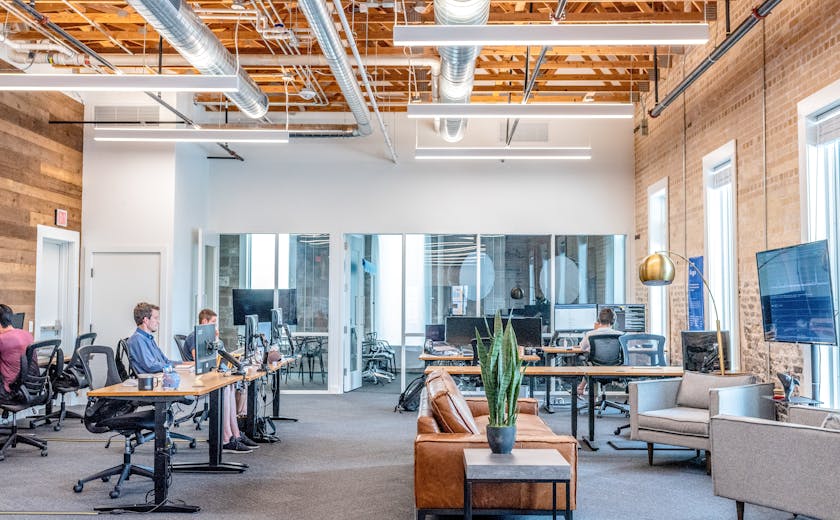 5 Reasons You Should Start a Coworking Business Now