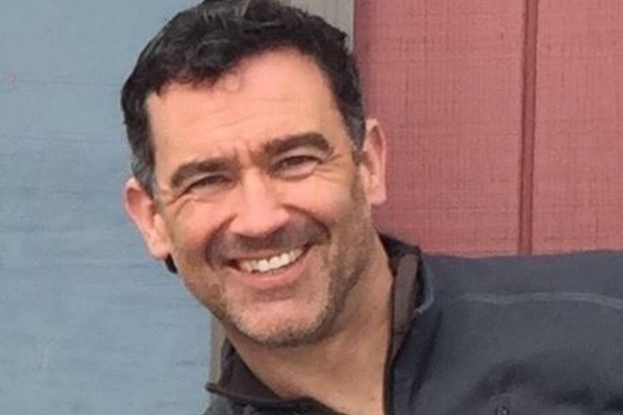 Headshot Photo of Jeff Lydon