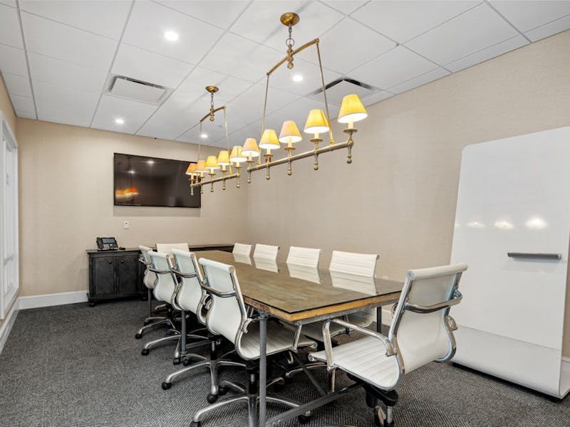 Cohasset Meeting Room - Large