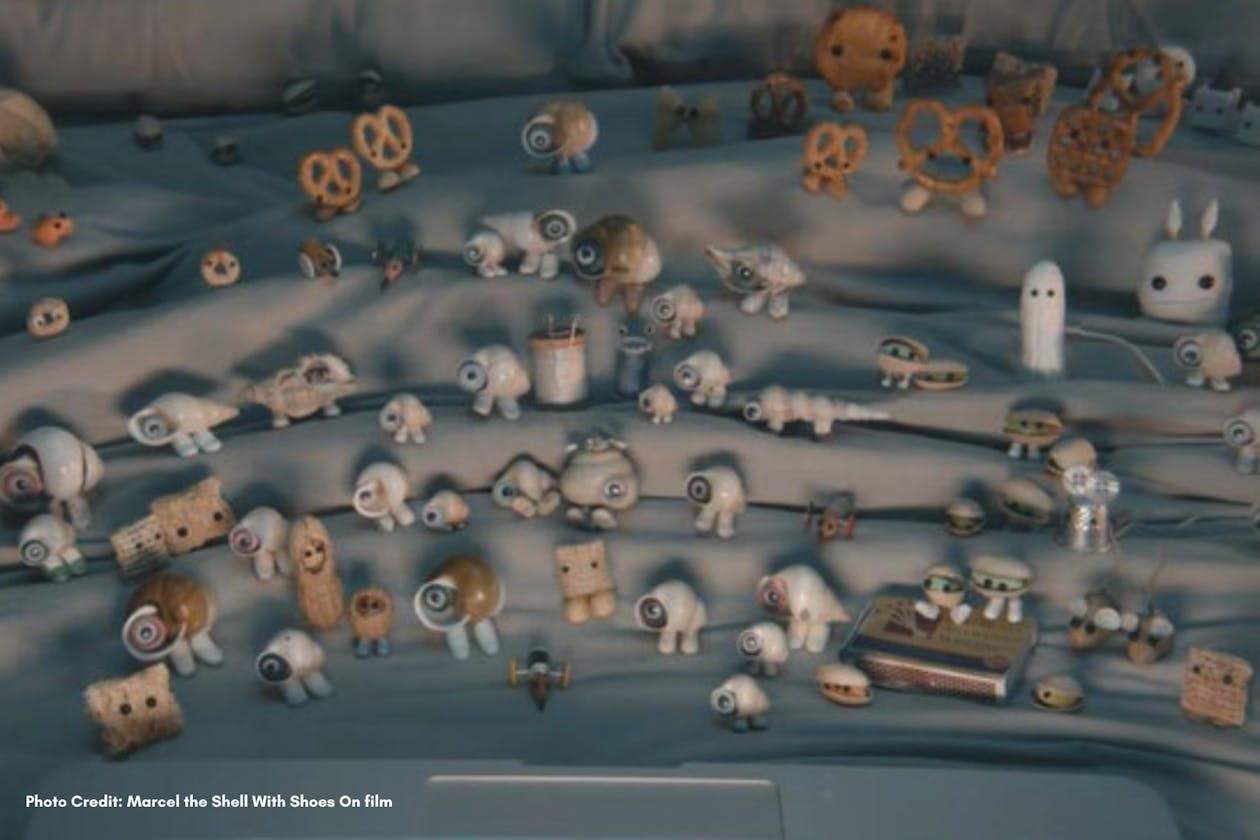 Image of Marcel and his community from the film, "Marcel the Shell With Shoes On."