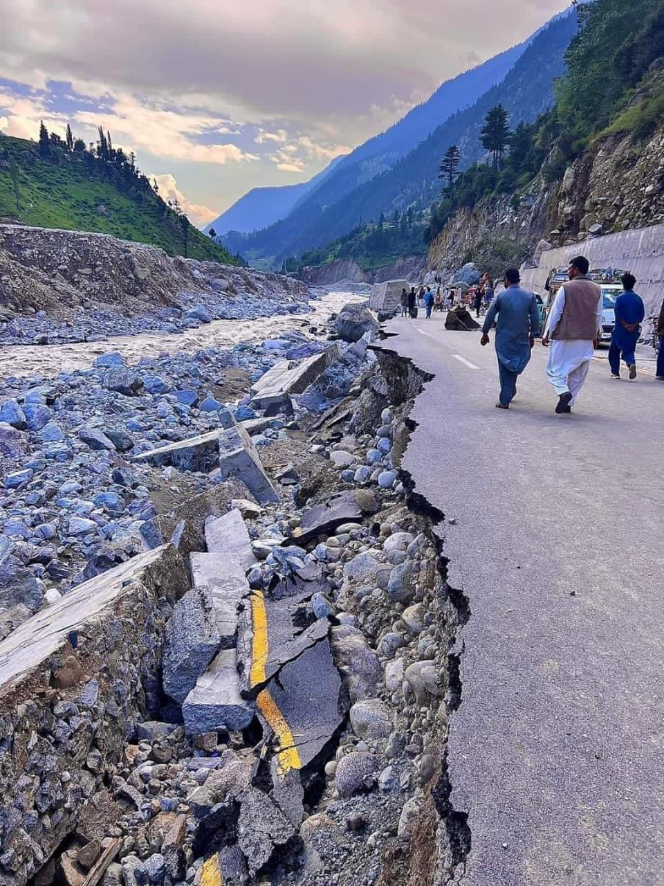Ongoing torrential rains leave a third of Pakistan inundated | WCK
