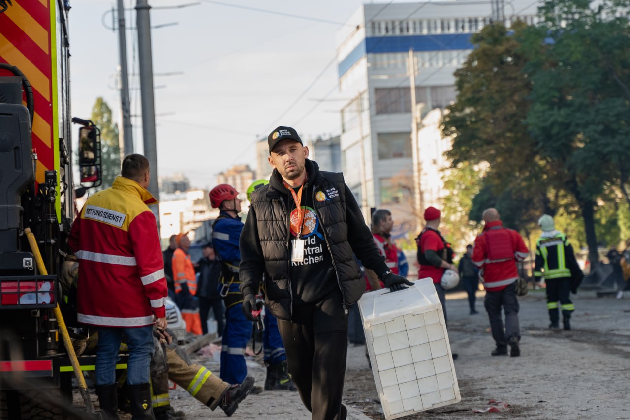 World Central Kitchen | Meet WCK's Emergency Response Team in Ukraine