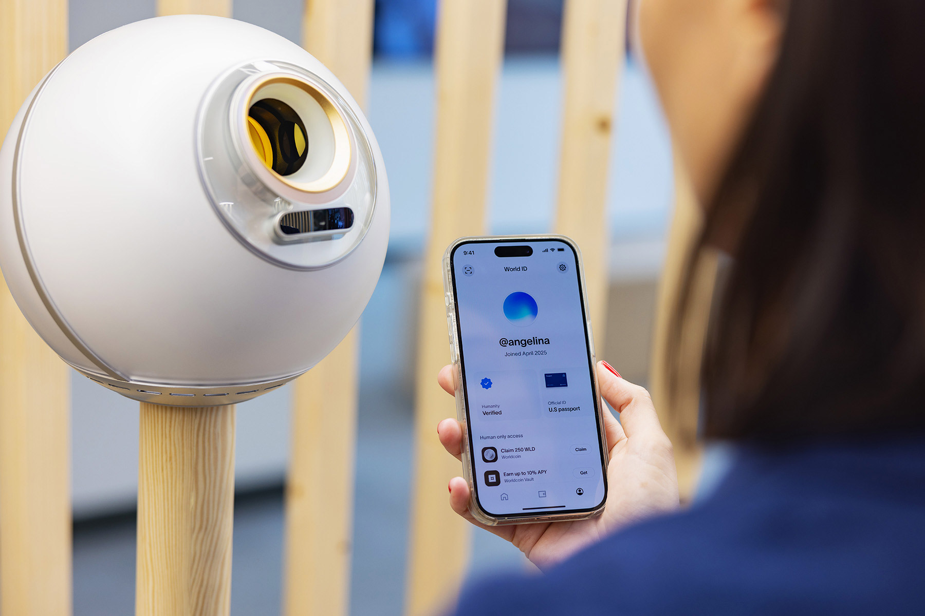 World ID本人確認書類認証で、WLDトークンへのアクセスがさらに多くの