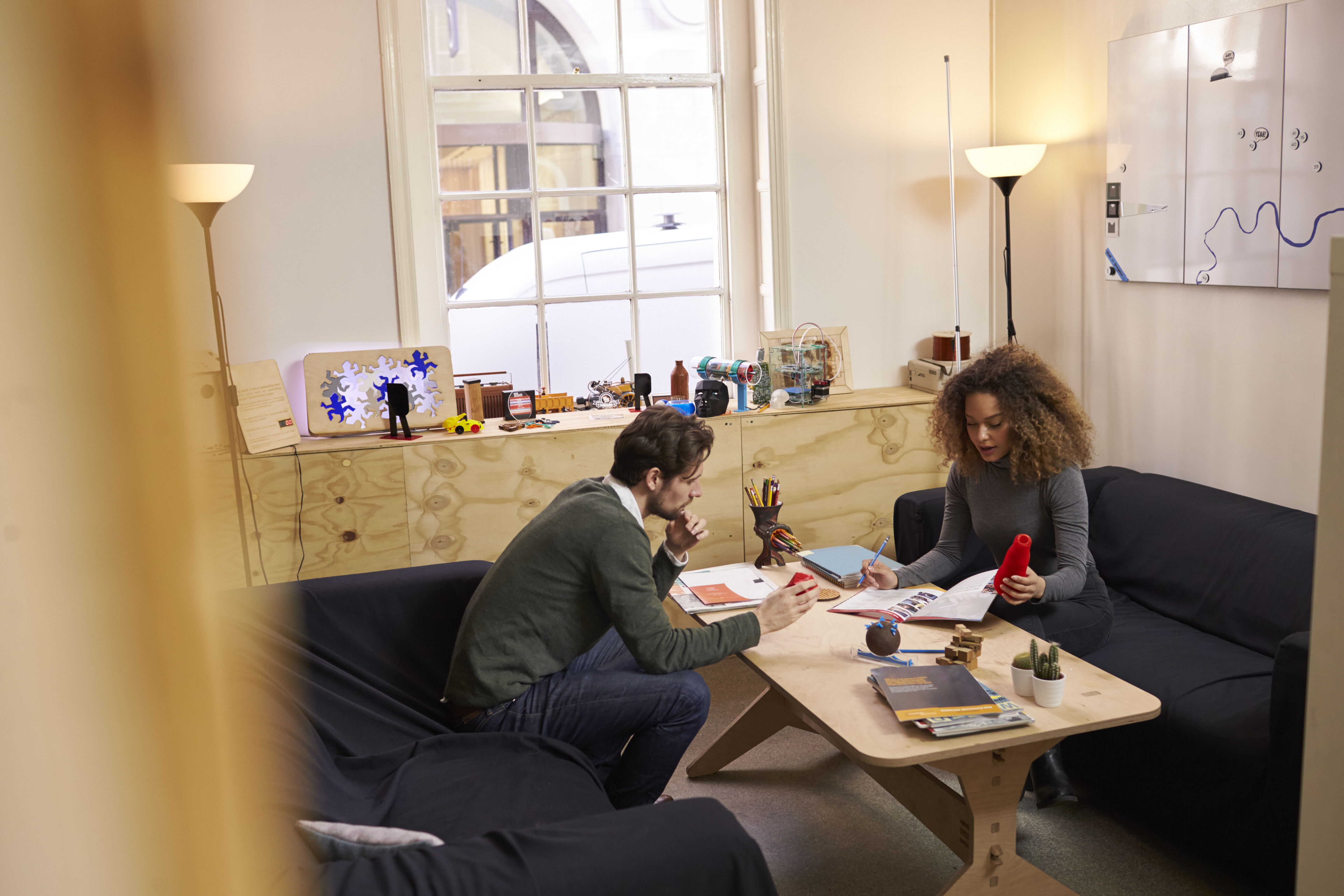 We work with your users, HR and IT experts to define the blueprint of your future HR functionality and integrations.