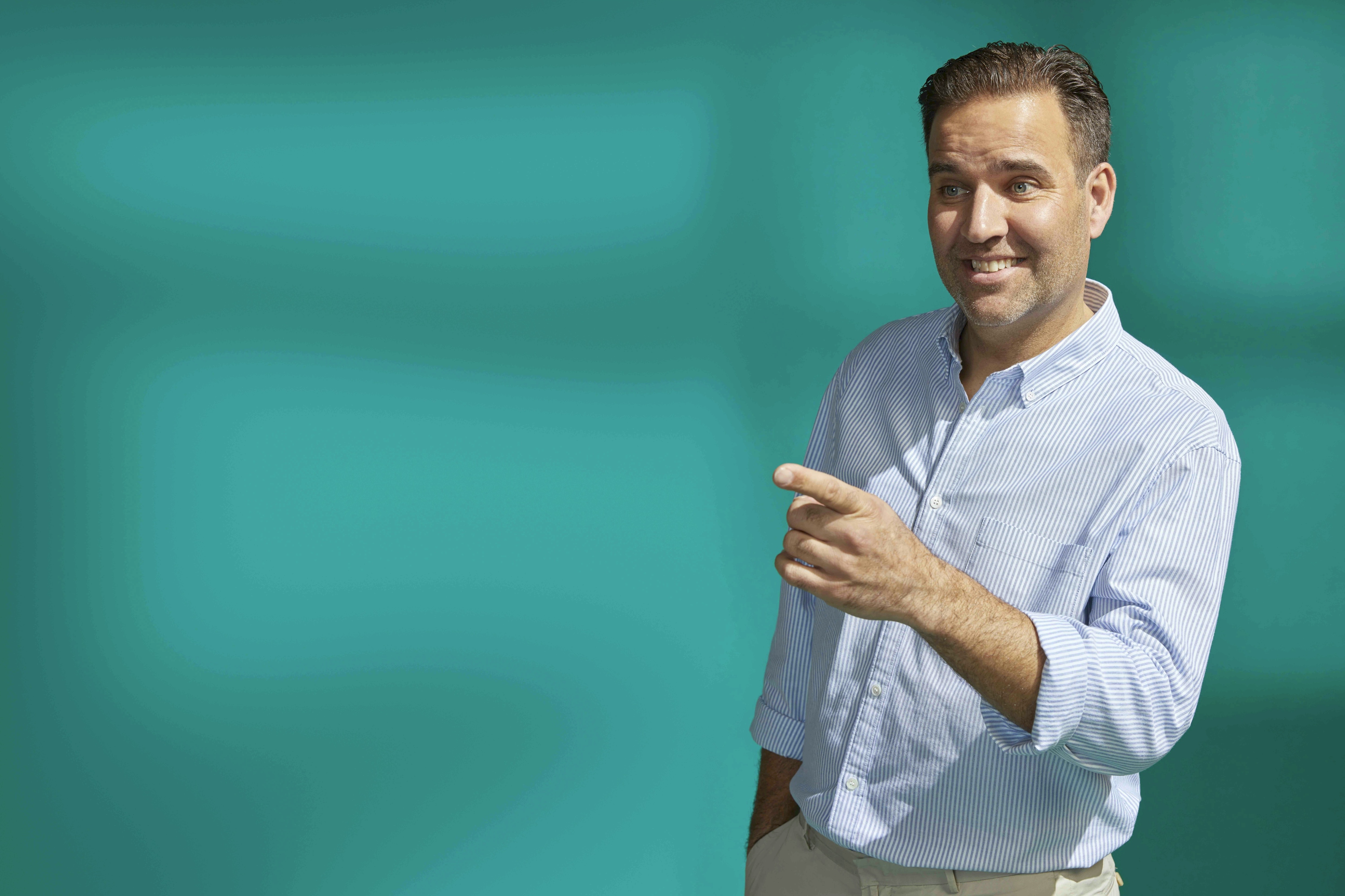 Ruben is an HR specialist at worldofwork, offering HR strategy and design services.