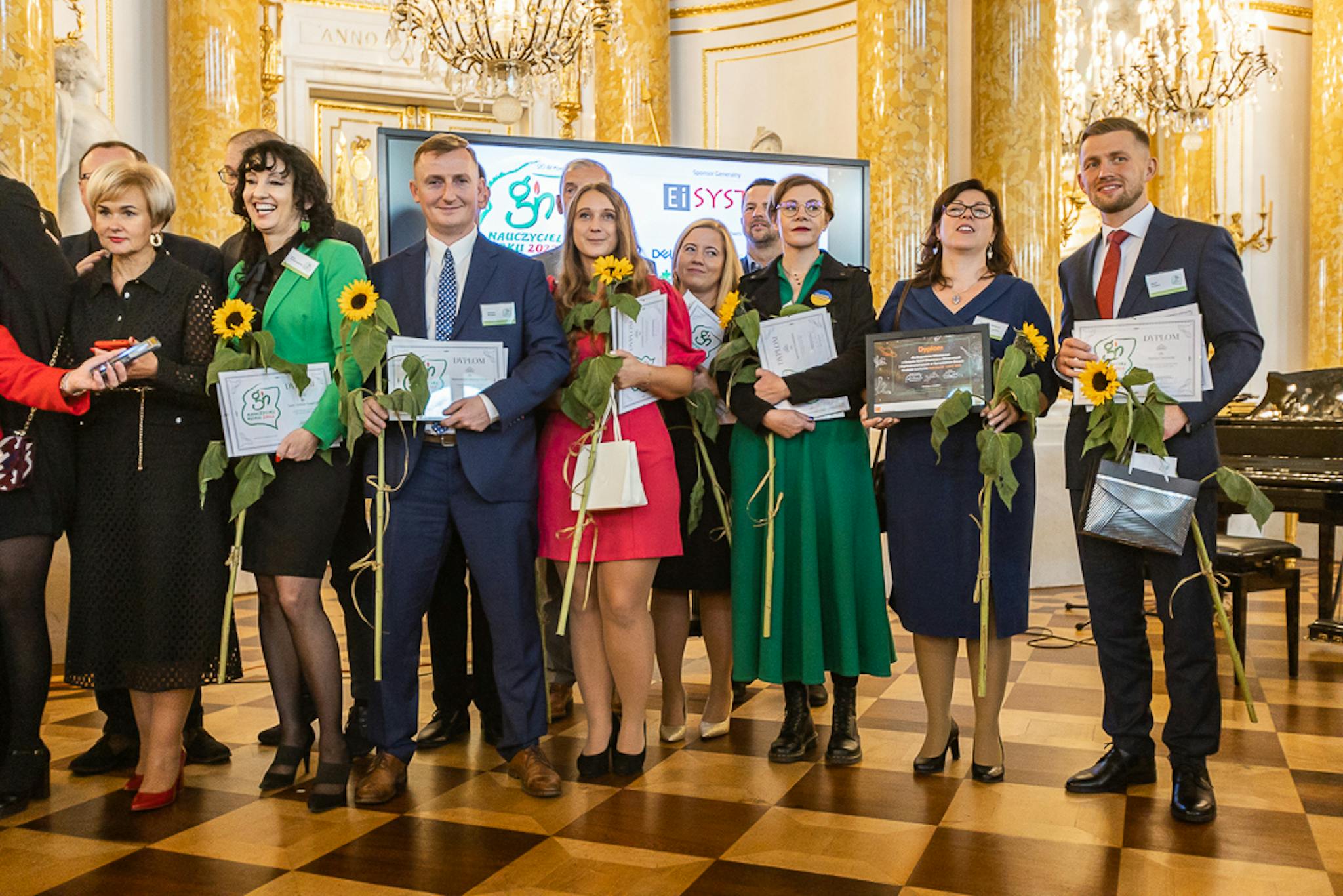 Zdjęcie osób podczas gali