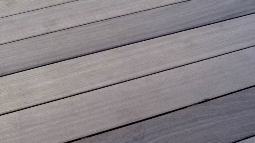 Hout vergrijzen