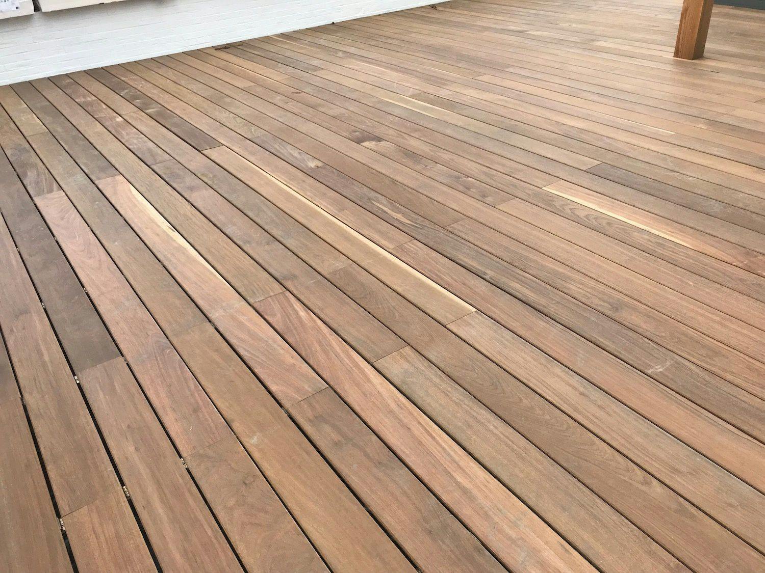 Wie verhindere ich, dass meine Terrasse glatt wird?