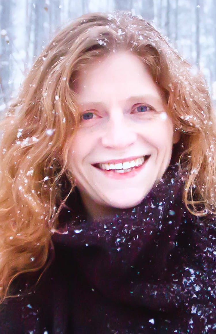 Carrie Snyder
