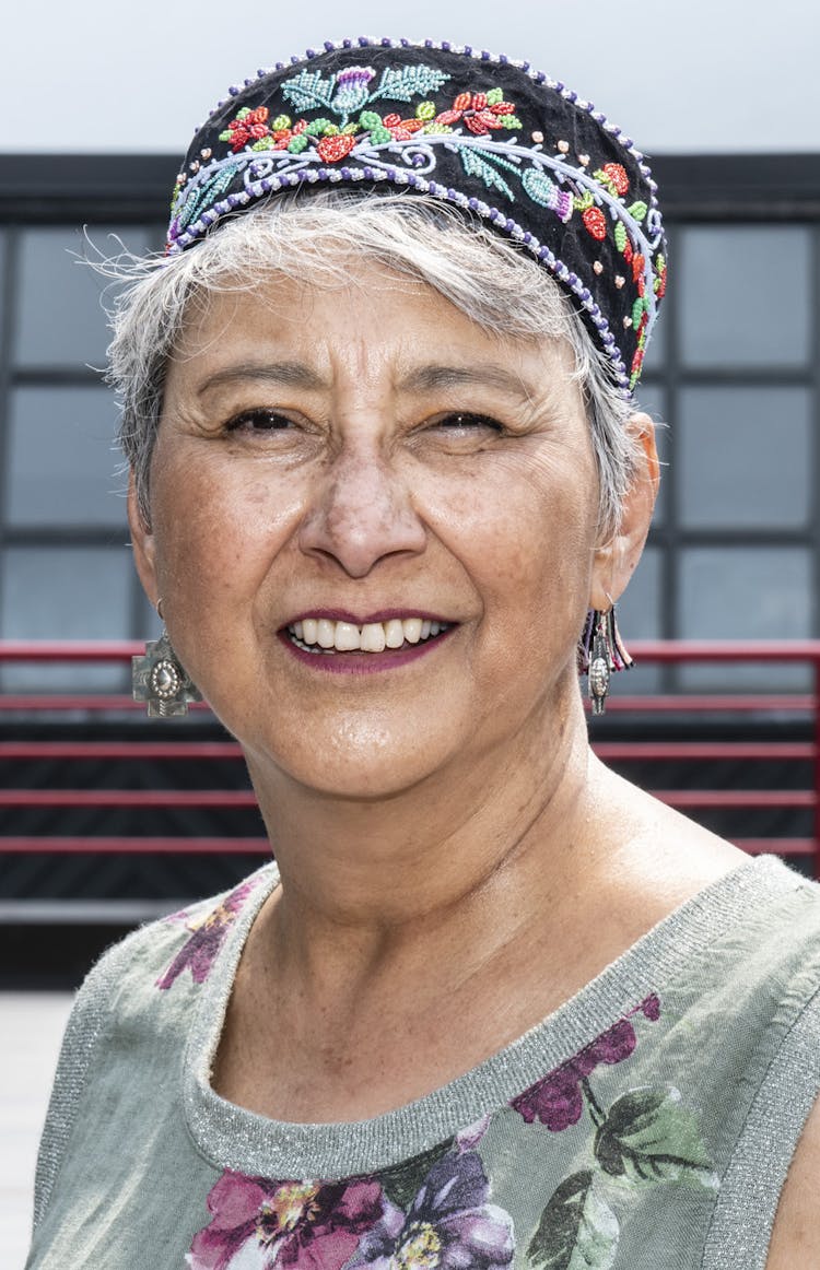 Marilyn Dumont