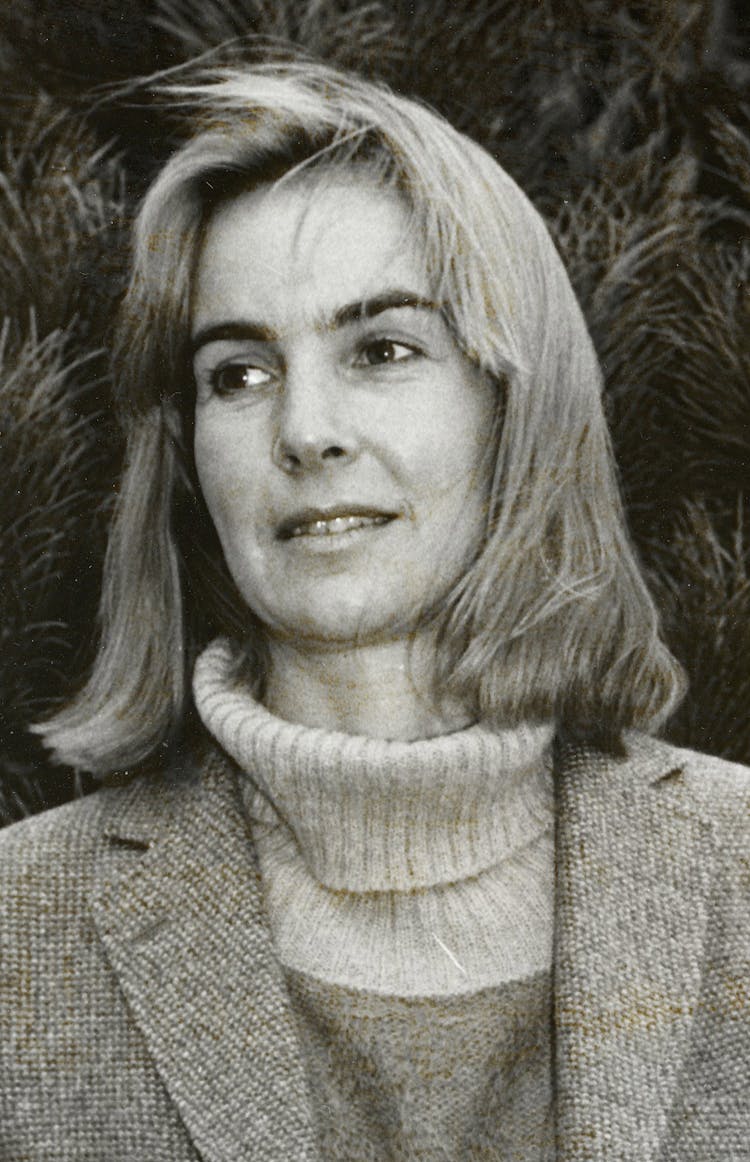 Elspeth Cameron