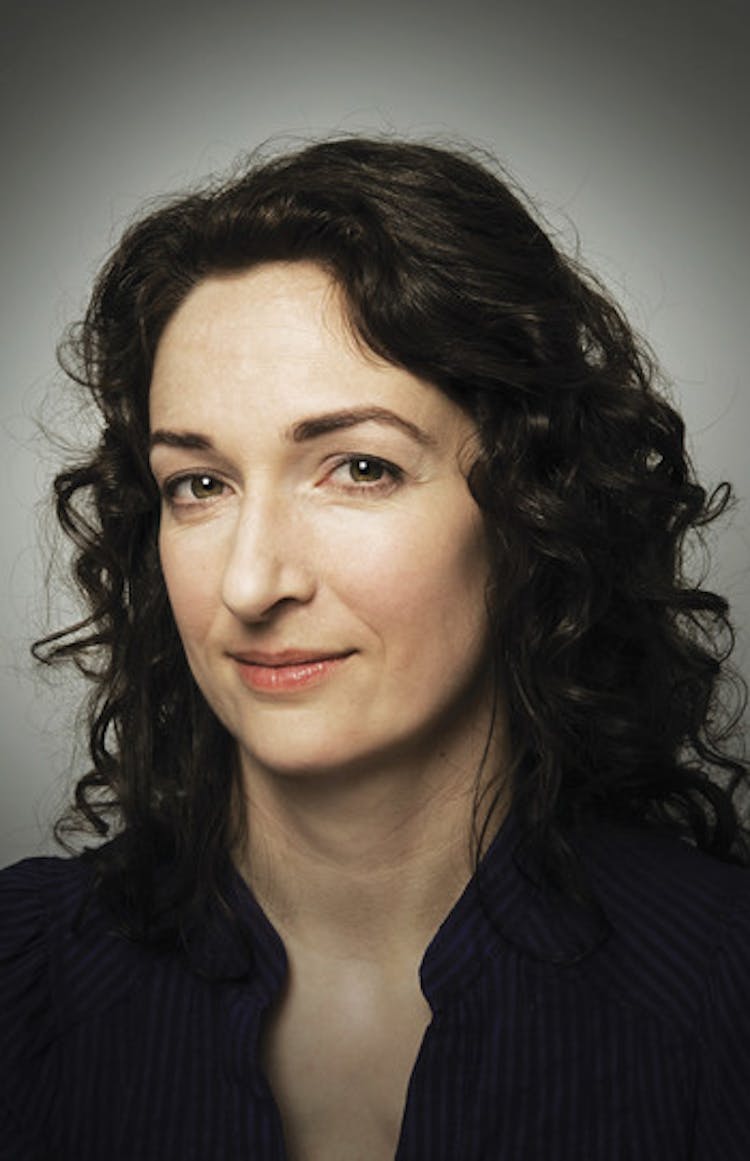 Annabel Lyon