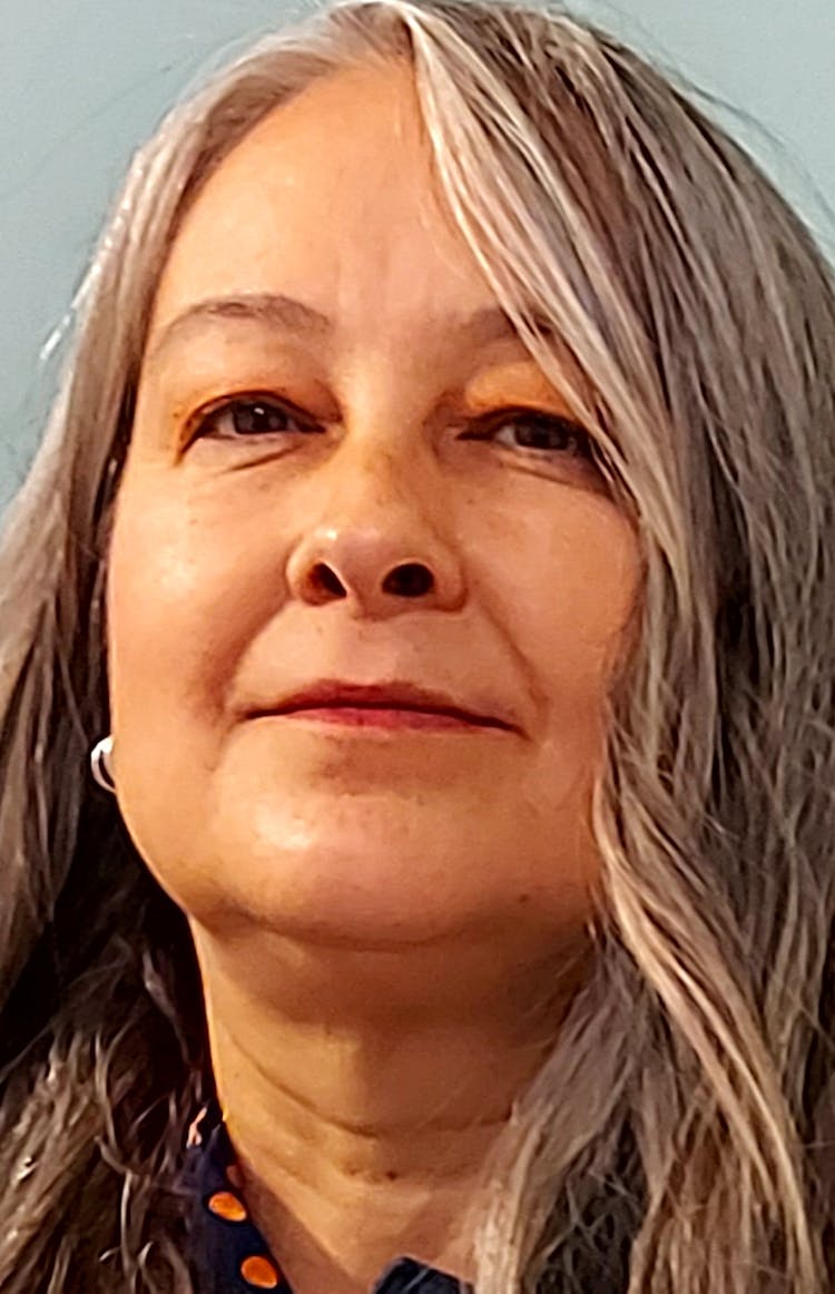 Darcy  Tara McDiarmid