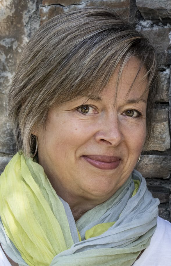 Caroline Adderson