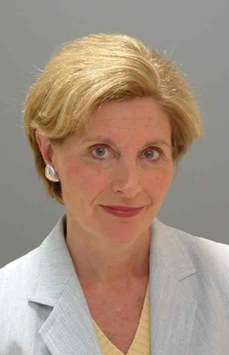 Amy Knight