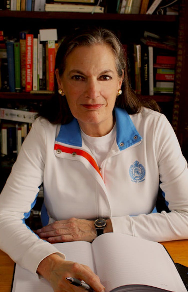 Elaine Dewar