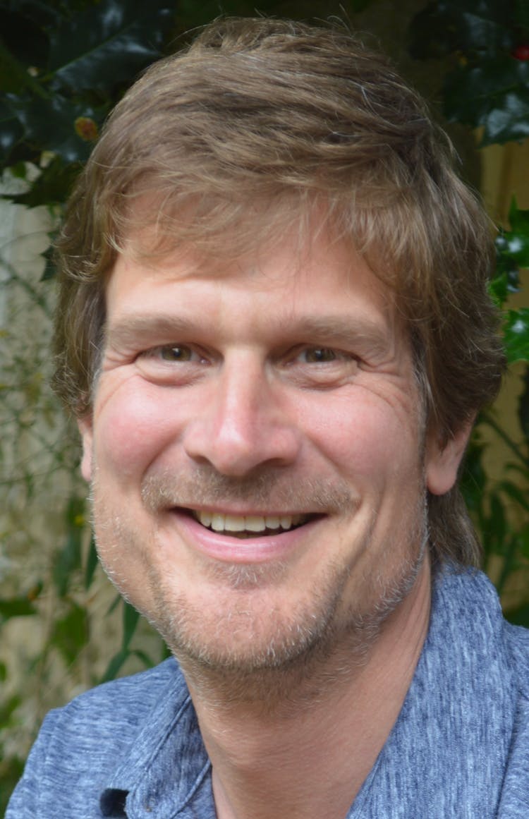 Peter Dauvergne
