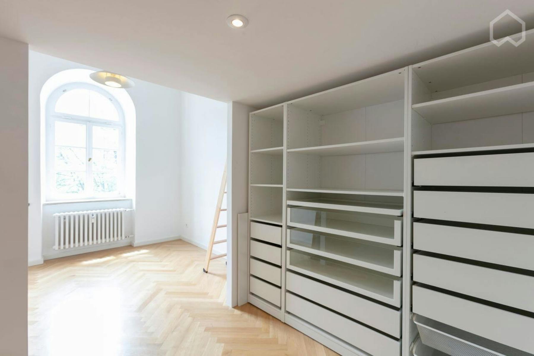 Rent a short-term furnished apartment in Munich Maxvorstadt