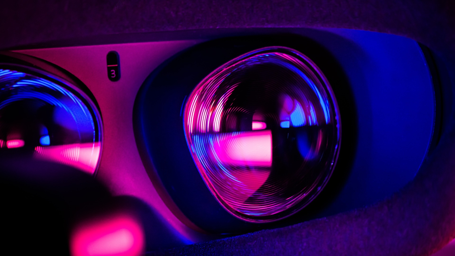 Le métavers ou les métavers? Du futur des Big Techs vers les origines de l'internet