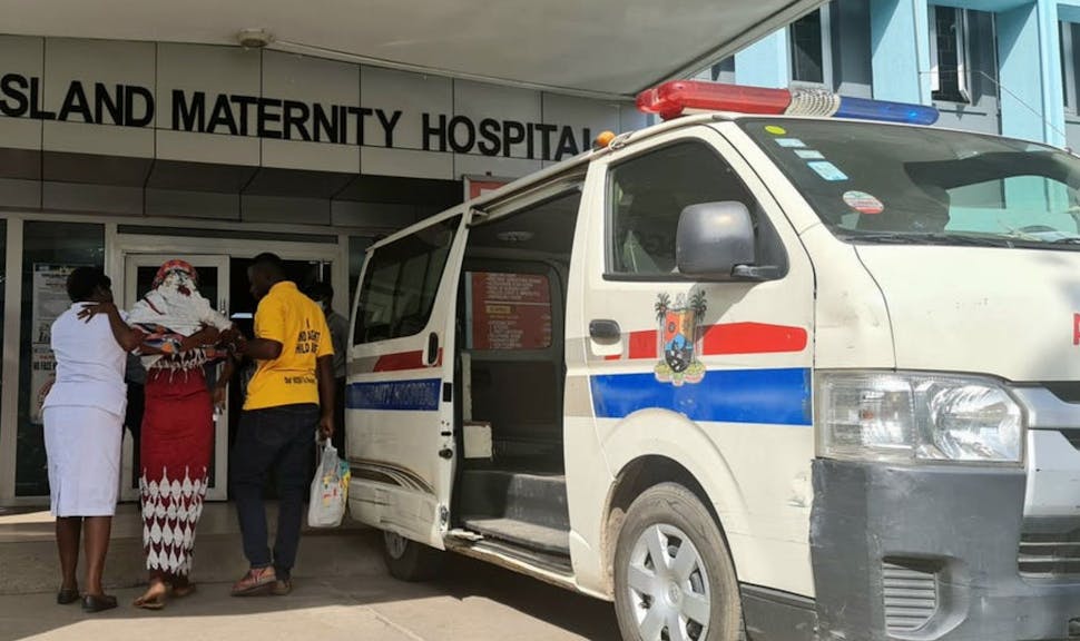 Les services de santé maternelle vitaux: à la fois si proches et si loin